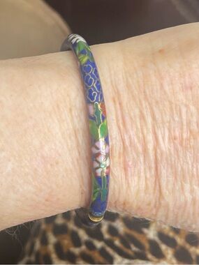 ⚜️Vintage Brass Cloisonné Hinged Bangle Bracelet